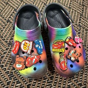 CROCS rainbow with 10 charms